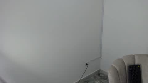 alexx_cum18 online show from 06/26/26, 05:28