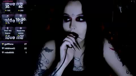 Snapshot of alexx_succubus chatting on 09/23/25, 07:17 Alexx Succubus online show from 09/23/25, 07:17