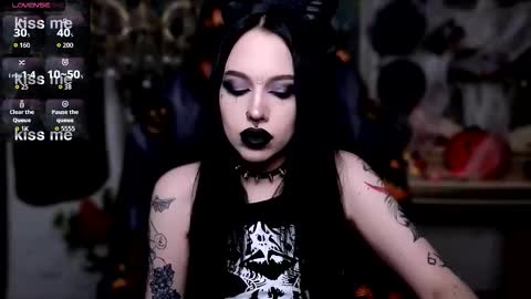 Snapshot of alexx_succubus chatting on 10/28/25, 06:10 Alexx Succubus online show from 10/28/25, 06:10