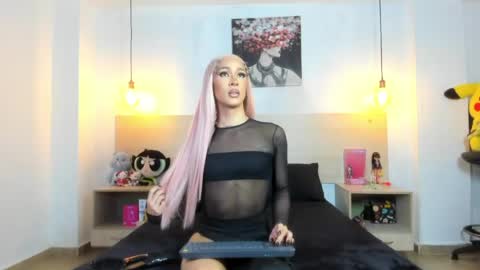 Snapshot of alexxa_meow chatting on 06/06/26, 11:42 A L E X A online show from 06/06/26, 11:42