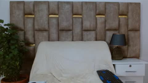 ALEXANDRA online show from 02/21/25, 02:16