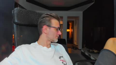 alexxian online show from 09/09/25, 02:00