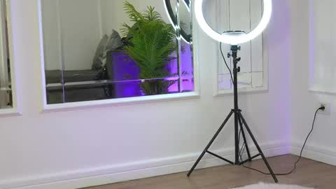 Snapshot of alexxiskye chatting on 09/18/25, 05:31 alexxiskye online show from 09/18/25, 05:31