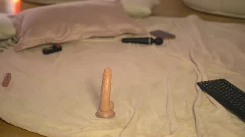 alexxiskye online show from 06/18/26, 09:14