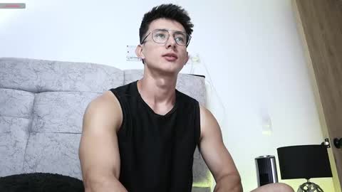 Snapshot of alexxx__01 chatting on 10/26/25, 08:15 Alex online show from 10/26/25, 08:15