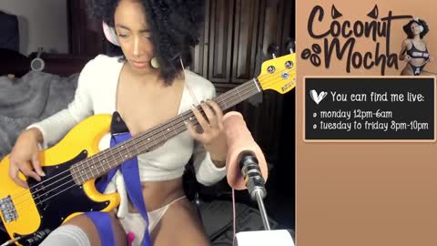 Alexis Wilson online show from 01/06/25, 12:02