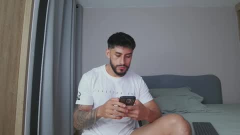 Snapshot of alexxxmachine chatting on 10/26/25, 10:58 Alex freelance model instagram alex b229 online show from 10/26/25, 10:58