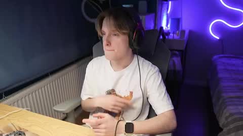 Alexycutie online show from 04/30/26, 07:31