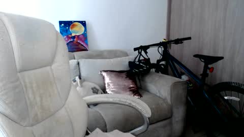 alexyferrer1 online show from 06/12/26, 04:17