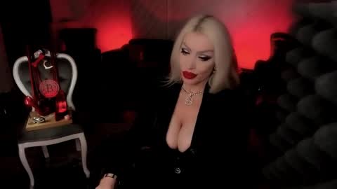 AlfaFemale online show from 12/20/24, 04:09