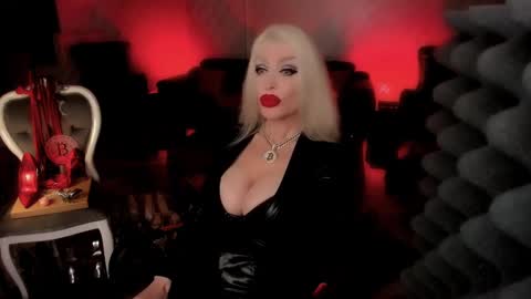 AlfaFemale online show from 01/23/25, 06:28
