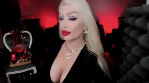 AlfaFemale online show from 01/31/25, 07:29