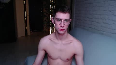 Snapshot of alfie_evanss chatting on 11/01/25, 02:19 Alfie online show from 11/01/25, 02:19