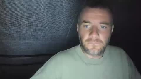 Snapshot of alfiesolomons87 chatting on 09/16/25, 03:51 alfiesolomons87 online show from 09/16/25, 03:51