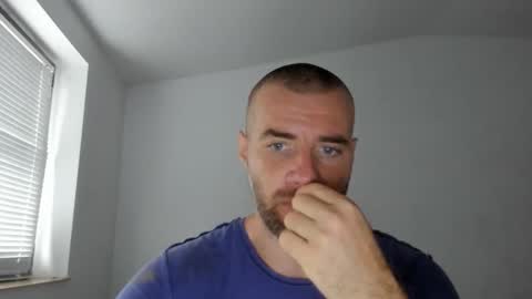 Snapshot of alfiesolomons87 chatting on 10/09/25, 08:56 alfiesolomons87 online show from 10/09/25, 08:56