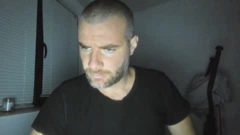 Snapshot of alfiesolomons87 chatting on 10/20/25, 03:29 alfiesolomons87 online show from 10/20/25, 03:29