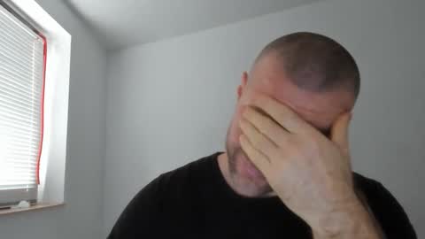 Snapshot of alfiesolomons87 chatting on 11/12/25, 08:15 alfiesolomons87 online show from 11/12/25, 08:15