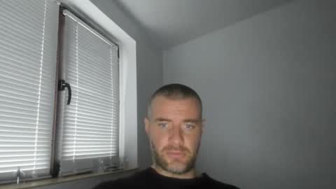 Snapshot of alfiesolomons87 chatting on 11/28/25, 01:14 alfiesolomons87 online show from 11/28/25, 01:14