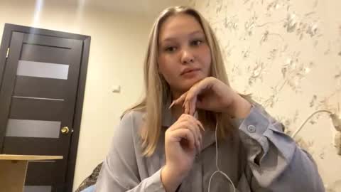 Kate online show from 10/06/25, 11:18