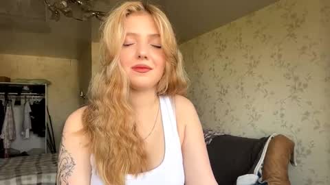 Maria online show from 09/24/25, 07:44