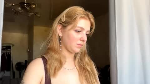 Maria online show from 10/07/25, 07:16