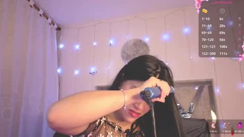 Carolina Join The Fan Club  online show from 10/11/25, 02:00