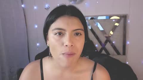 Carolina Join The Fan Club  online show from 10/24/25, 02:08