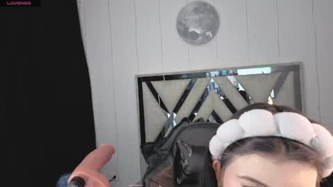 Carolina Join The Fan Club  online show from 05/17/26, 12:08