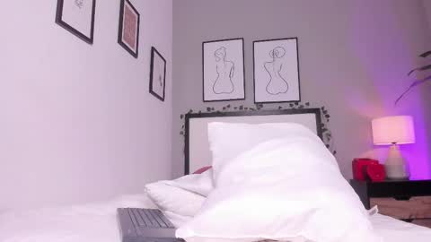 Snapshot of alia_rodriguez_ chatting on 03/10/25, 08:23 Alia Rodriguez online show from 03/10/25, 08:23