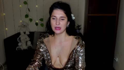 Alianna online show from 12/14/24, 09:51