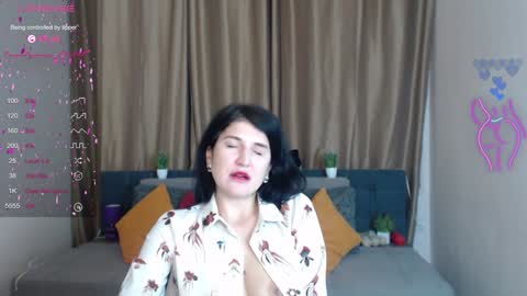 Alianna online show from 12/17/24, 06:35