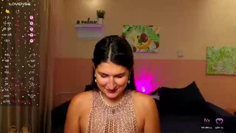 Snapshot of alianna_solo_kiss chatting on 07/28/26, 11:17 Alianna online show from 07/28/26, 11:17