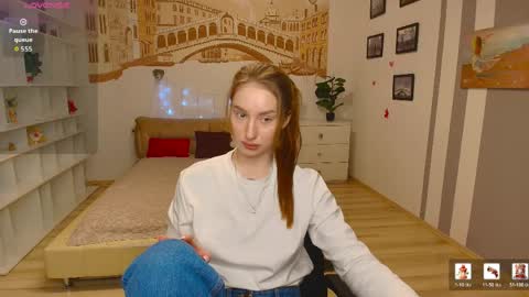 Snapshot of alicafoxis chatting on 04/28/26, 05:40 Alica online show from 04/28/26, 05:40
