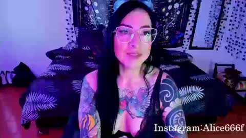 ALiCE ROSE online show from 09/19/25, 05:02