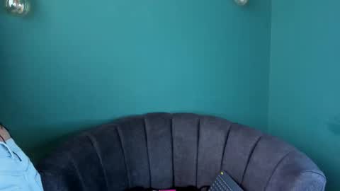 alice_26__ online show from 10/16/25, 09:05