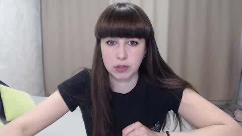 Snapshot of alice_59 chatting on 12/19/25, 12:23 alice_59 online show from 12/19/25, 12:23