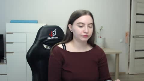 Alice online show from 05/10/26, 04:17