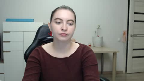 Alice online show from 05/30/26, 03:42