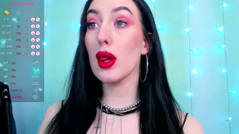 Snapshot of alice___mistress chatting on 01/06/25, 06:31 Miss Alice online show from 01/06/25, 06:31