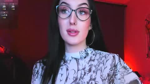 Snapshot of alice___mistress chatting on 03/09/25, 10:30 Miss Alice online show from 03/09/25, 10:30