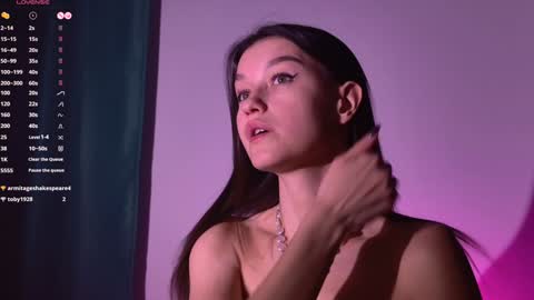 Snapshot of alice__grace_ chatting on 12/03/24, 01:30 your Alice online show from 12/03/24, 01:30