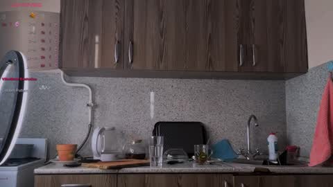 Snapshot of alice__grace_ chatting on 02/11/25, 01:20 your Alice online show from 02/11/25, 01:20