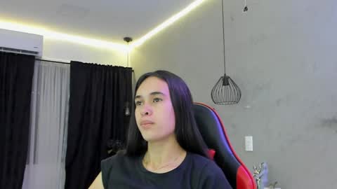 Snapshot of alice__susan chatting on 05/22/26, 11:27 Alice Susan online show from 05/22/26, 11:27