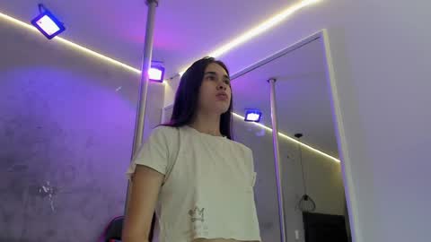 Snapshot of alice__susan chatting on 06/09/26, 11:44 Alice Susan online show from 06/09/26, 11:44