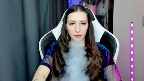 Alice online show from 10/06/25, 12:24