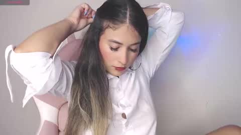 Snapshot of alice_cespedes chatting on 10/26/25, 06:25 alice_cespedes online show from 10/26/25, 06:25