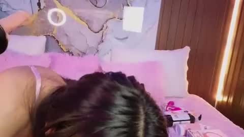 Mey online show from 06/11/26, 02:26