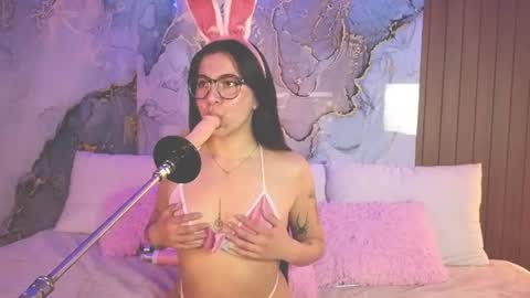 Mey online show from 06/22/26, 02:25
