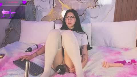 Mey online show from 07/17/26, 03:50