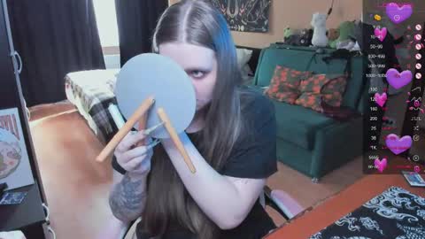 Snapshot of alice_dreamgirl_ chatting on 04/22/26, 12:28 Alice 3 online show from 04/22/26, 12:28